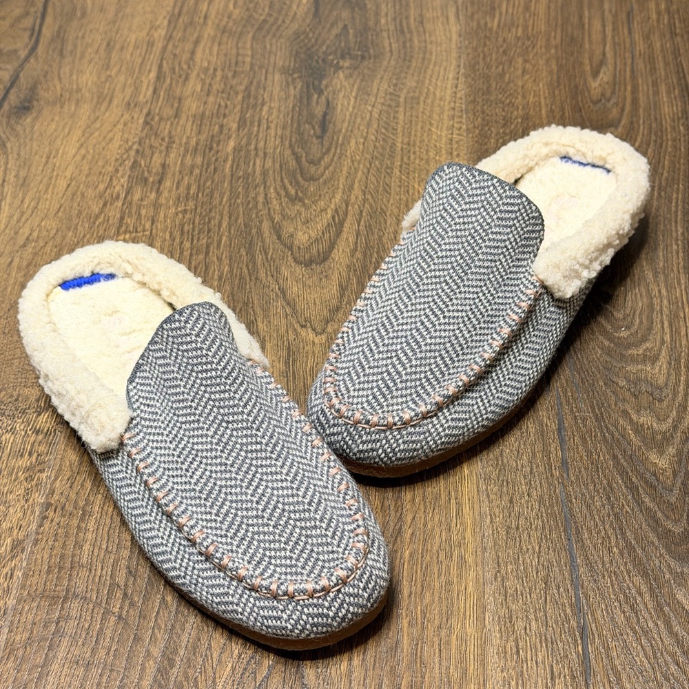 Rothy's The Scuff Slipper in Grey Herringbone with dusty pink stitching size 5